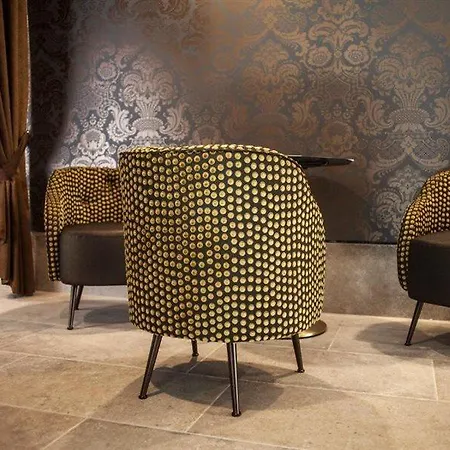 Alle Guglie Boutique